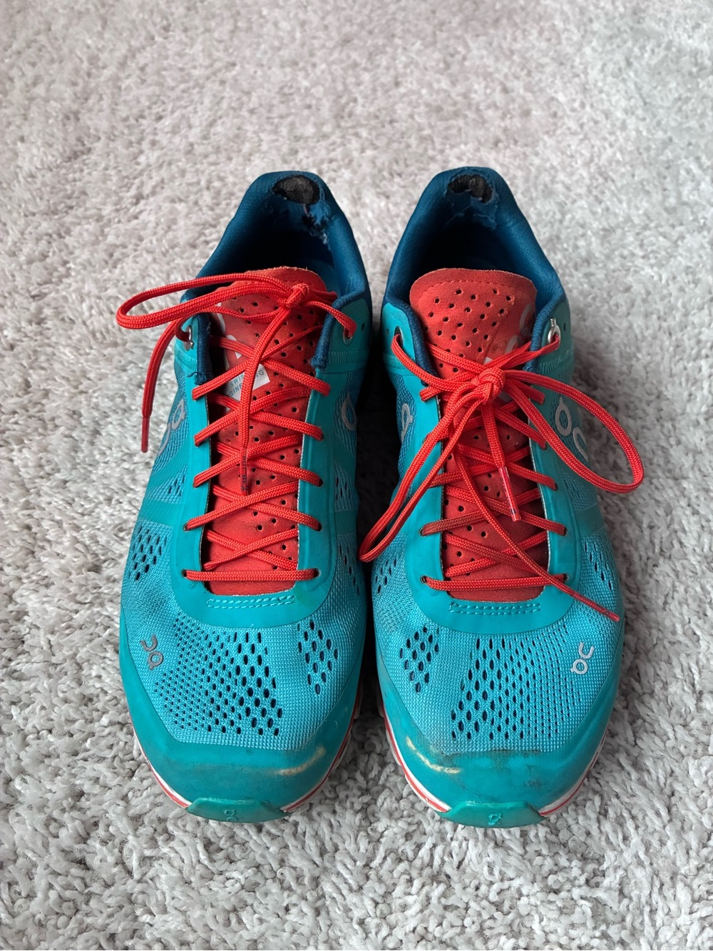 Women’s On Cloud. Teal and orange. Size 7. - Picture 5 of 6